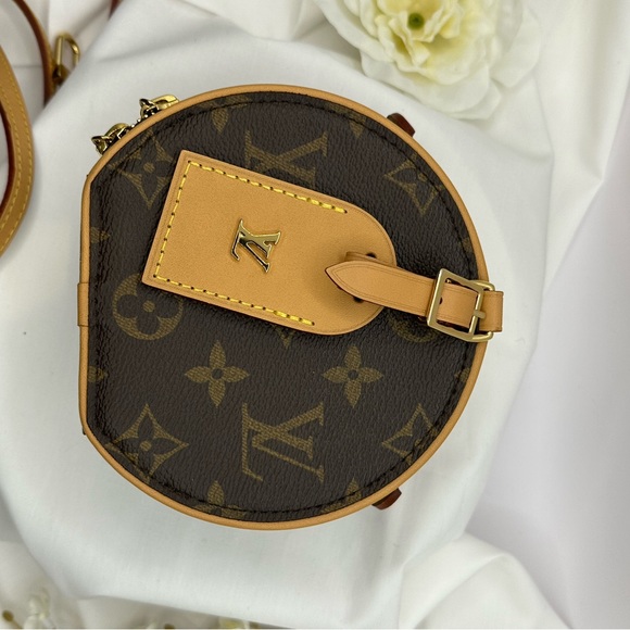 Louis Vuitton Boite chapeau small bag with strap - Picture 8 of 12